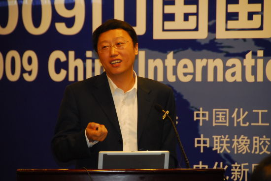 张立群:橡胶王国里的追梦人